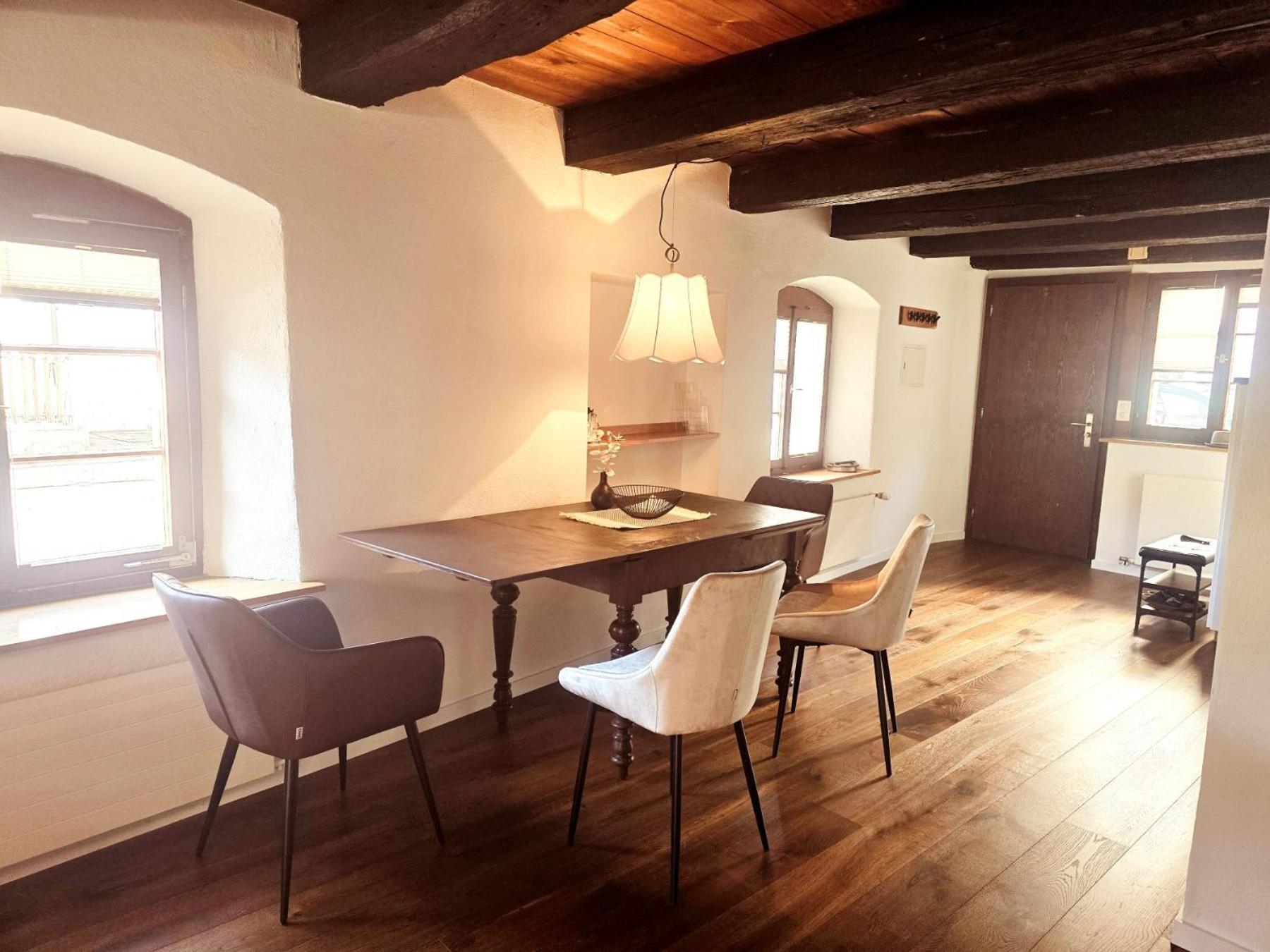 Chalet Happy Cow - Top Lage Naehe Bodensee, Rheinfall, Schaffhausen & Zuerich - Laendliche Idylle Mit Privat-Parkplatz Und Viel Komfort - 120M2 - 3 Stockwerke Ramsen Exterior foto